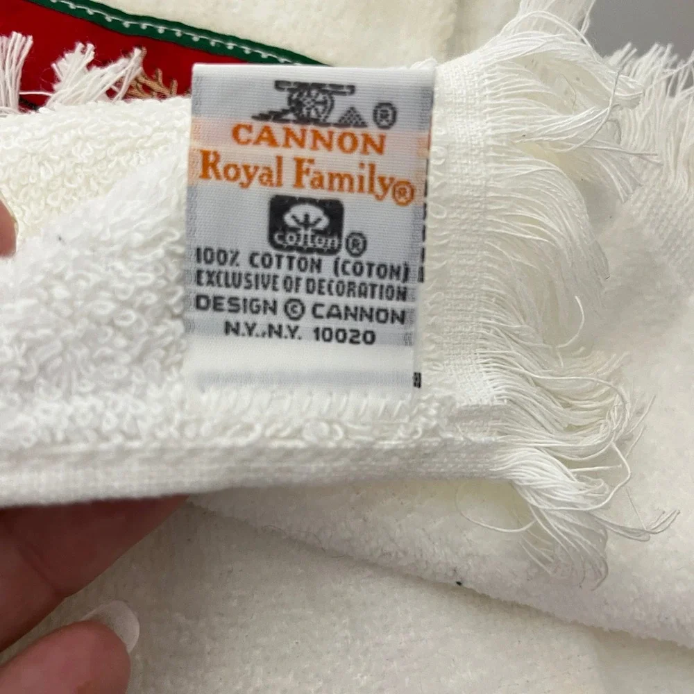 Cannon Hand Towels  Green White Vintage Christmas Reindeer Partridge 4pc